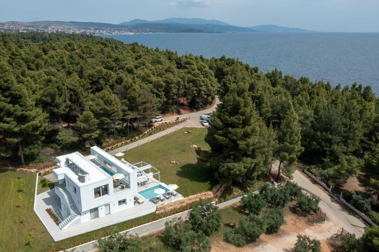Nikiti Botanic Pool Suites 외부 사진