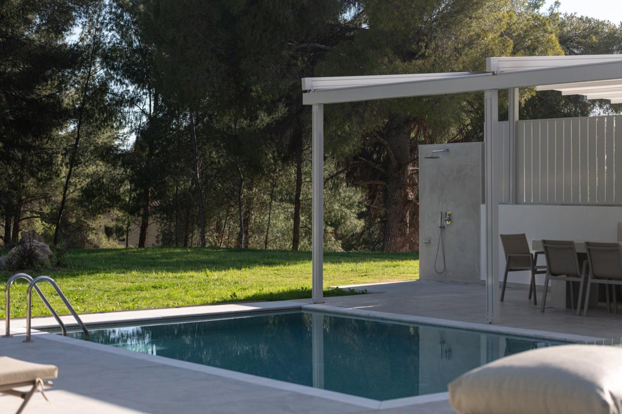 Nikiti Botanic Pool Suites 외부 사진